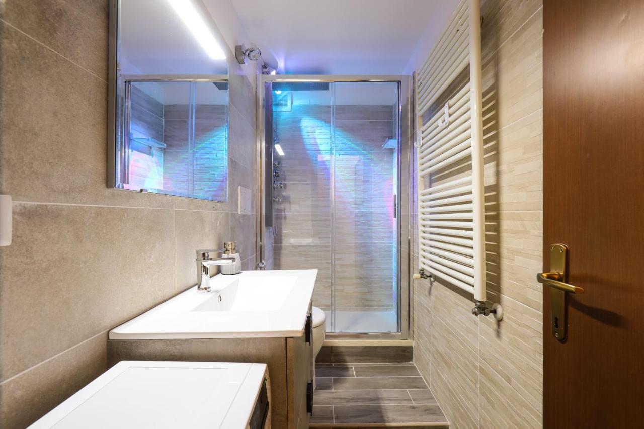Primopiano - Schiaparelli B Flat Apartment Милано Екстериор снимка